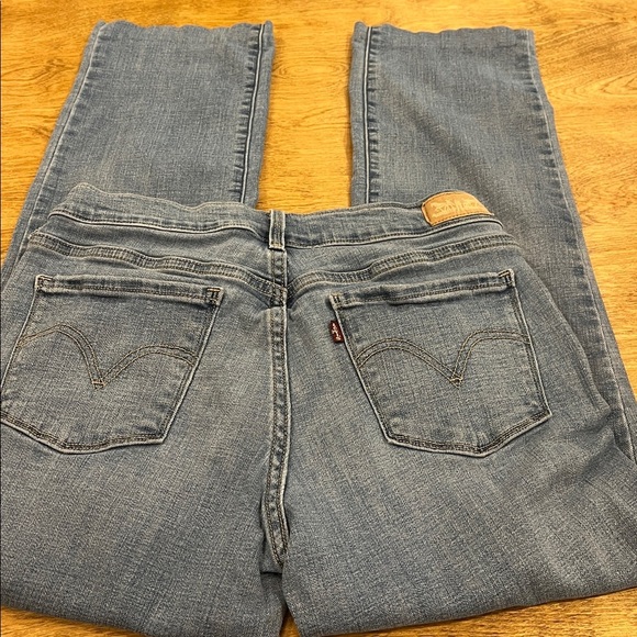 Levi 505 Straight Leg Jeans - Picture 5 of 9